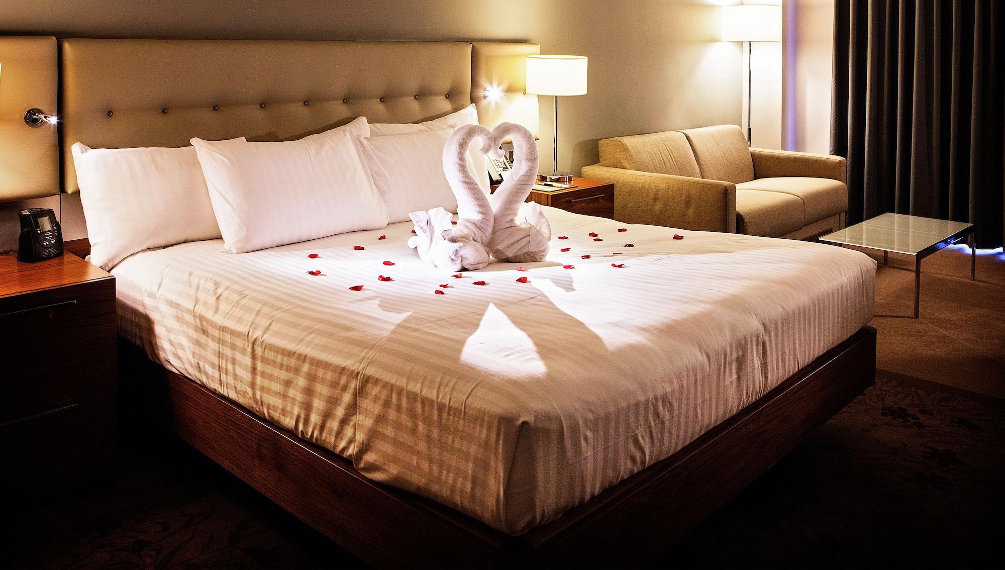 Doubletree By Hilton Lincoln Hotel Bagian luar foto