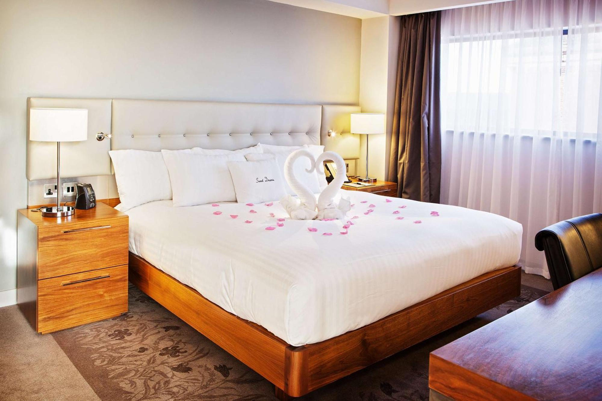 Doubletree By Hilton Lincoln Hotel Bagian luar foto