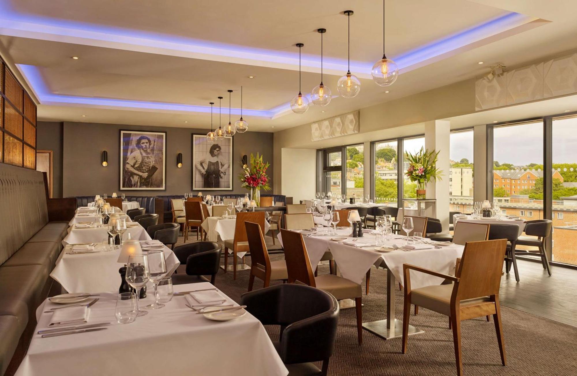 Doubletree By Hilton Lincoln Hotel Bagian luar foto
