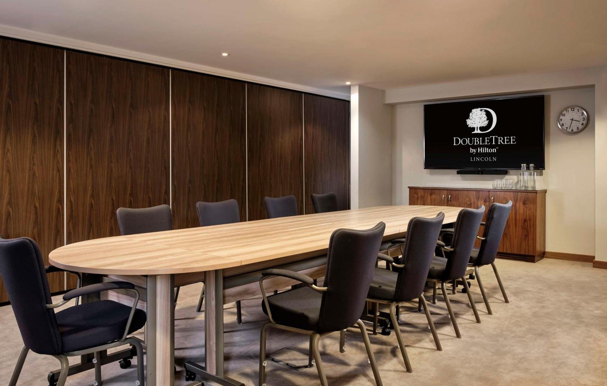 Doubletree By Hilton Lincoln Hotel Bagian luar foto