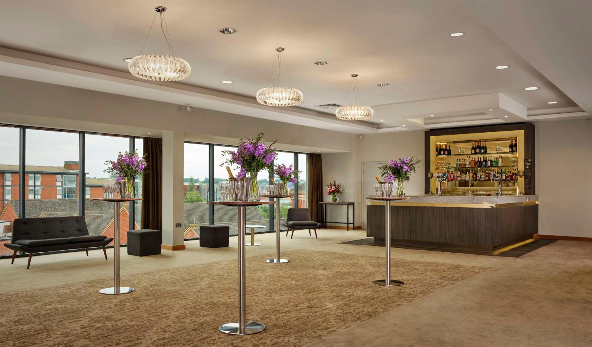 Doubletree By Hilton Lincoln Hotel Bagian luar foto