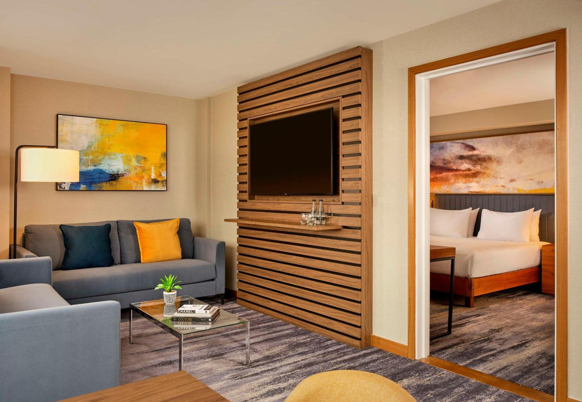 Doubletree By Hilton Lincoln Hotel Bagian luar foto